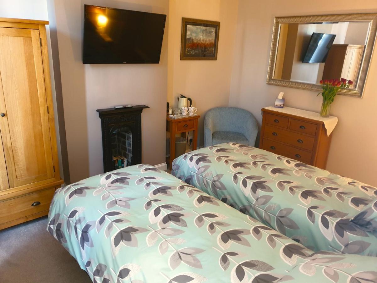 Bed and Breakfast Lyndene Penistone Exterior foto